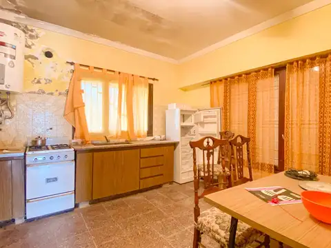 Casa en Venta con 1 cochera