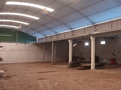 Galpon en Alquiler en Luzuriaga, $ 3.500.000