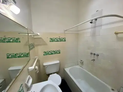 Depto Tipo Casa en Venta 85 años