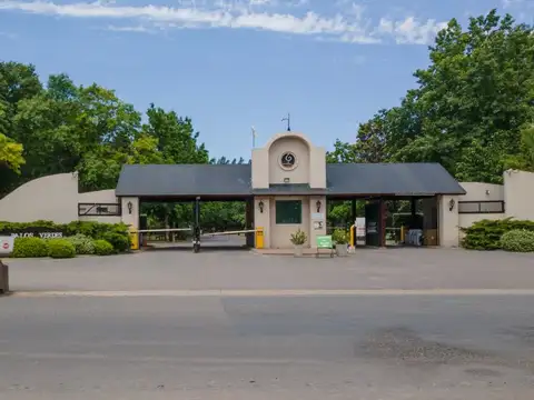 Terreno en Venta 20  mts Frente