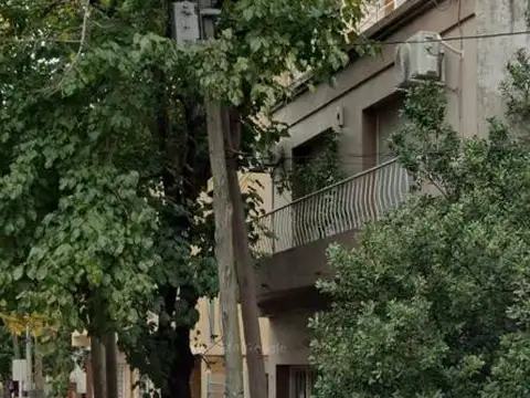 Casa 2 ambientes con 1 baño