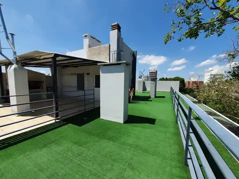 MONOAMBIENTE FRENTE BALCON ESTRENAR TERRAZA VERDE PARRILLERO