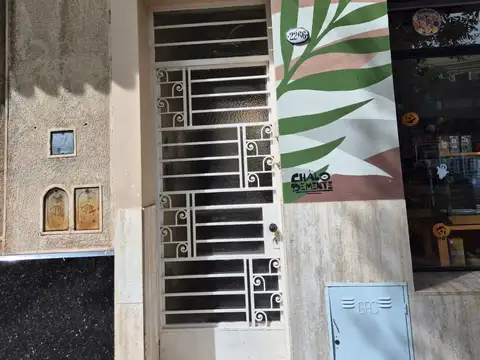 Departamento tipo casa de 3 ambientes con patio en Villa Ortuzar