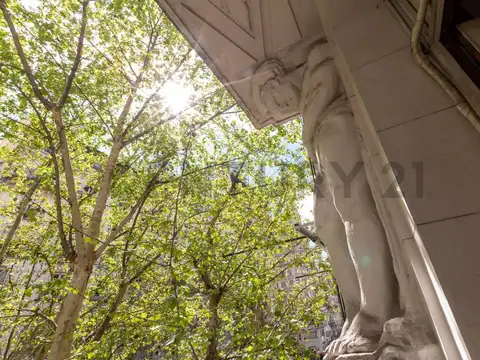 Oficina 6 ambientes con 1 baño