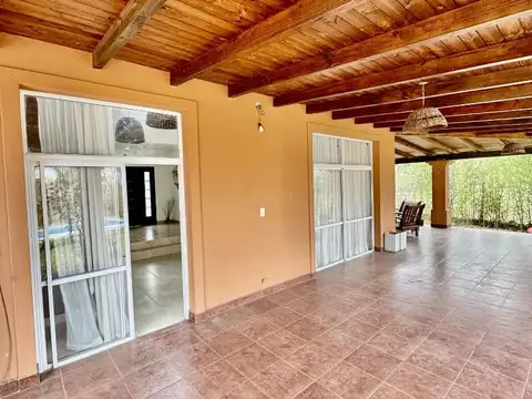 Casa en Venta con 5 cocheras