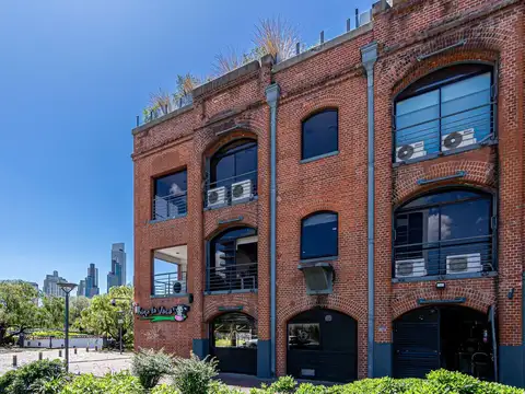 Alicia Moreau de Justo 1700