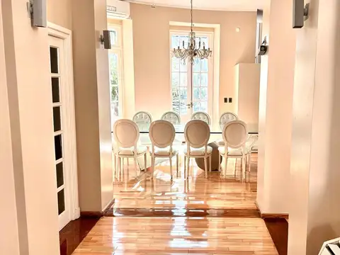 Casa en Alquiler de 4 dormitorios