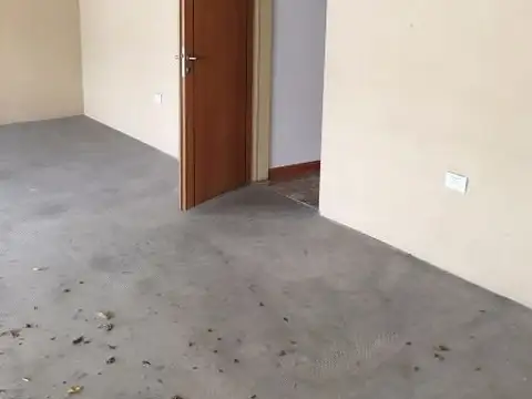 R Alcaraz 5000, Piso 4