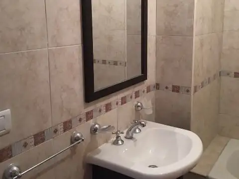 Departamento en Venta en Monte Castro, USD 105.000