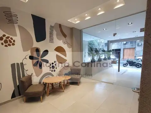 Departamento 3 Ambientes Balcón, Toilette y Cochera * Apto Prof. *