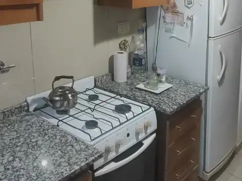 Depto Tipo Casa en Venta en Villa Luzuriaga, USD 45.500