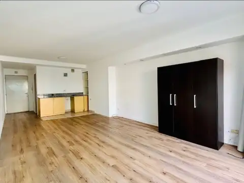 CABELLO 3600, Piso 7