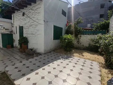 Roque Sáenz Peña 1700