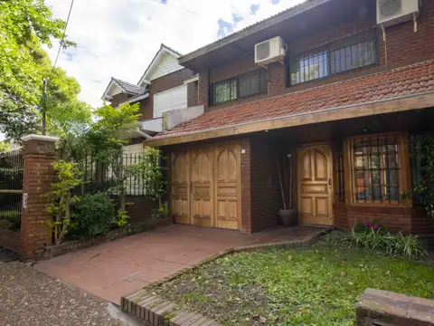 Dúplex de 6 ambientes en venta    playroom, en Martínez.