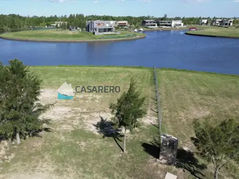 Lote al rio El Naudir, Escobar