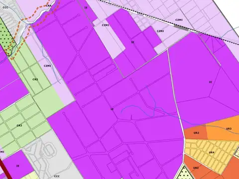 Nave industrial de 4700 m2 en Fátima Pilar