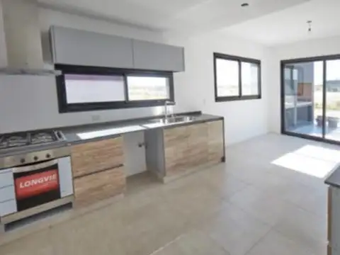 Casa en Venta en Vistas, Puertos, Escobar