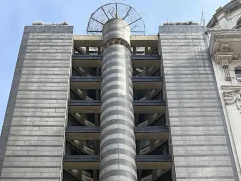 Oficina en Venta 20 años