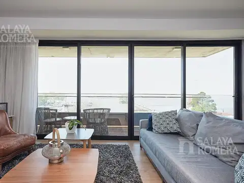 Departamento en Venta con 2 cocheras