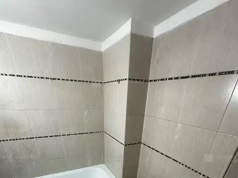 Departamento en Alquiler en Lanus Este, $ 500.000