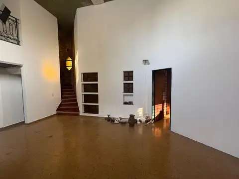 Casa - Venta - Argentina, Villa de Mayo - Cesar Bacle 168