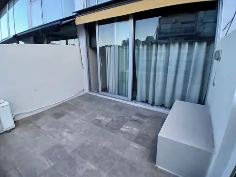 Dúplex con Sol y Balcón Aterrazado.