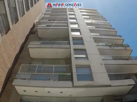 San Lorenzo 84 , Piso 12