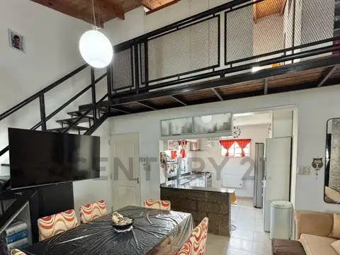 VENTA PH 4 AMBIENTES EN VILLA BONICH.LUMINOSO