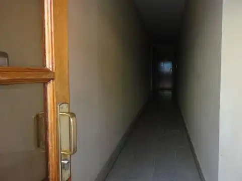 3 de Febrero 2900, Piso 2