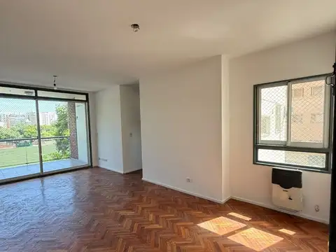3 AMB 65 MTS TOT,FTE BALCÓN,BAÑO Y TOILETTE,COC. INDPTE C/ESP P/LAVARROPA,EDIF C/PILETA Y PARRILLA