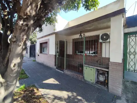 VENTA PH 3 AMBIENTES EN HAEDO CON PATIO