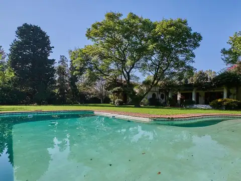 Casa en Venta con 1 cochera