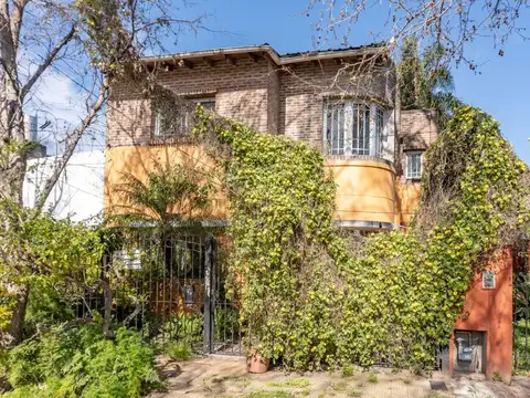 Casa de 4 dormitorios con jardín en Florida Mitre