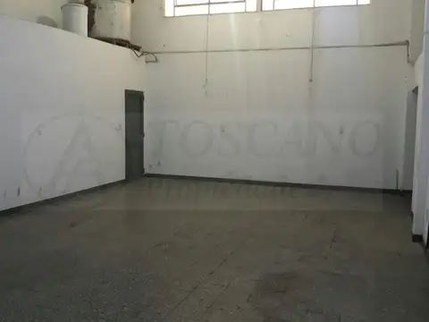 Local en Alquiler en Villa Lugano, $ 900.000