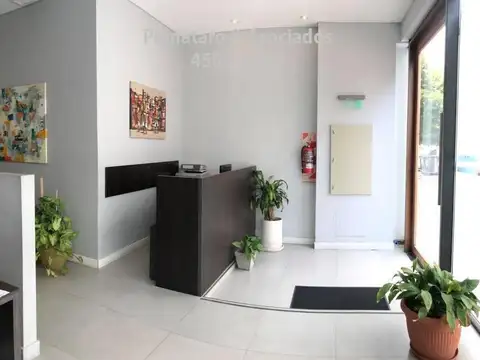 Olga Cossettini 100 , Piso PB