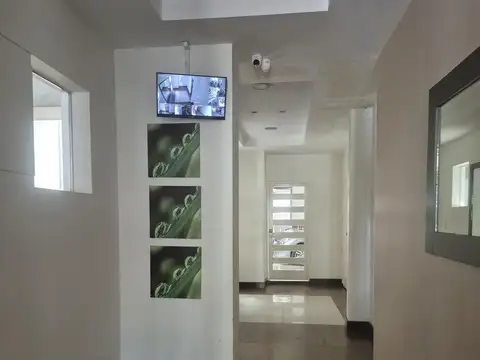 Donato Alvarez  al 200