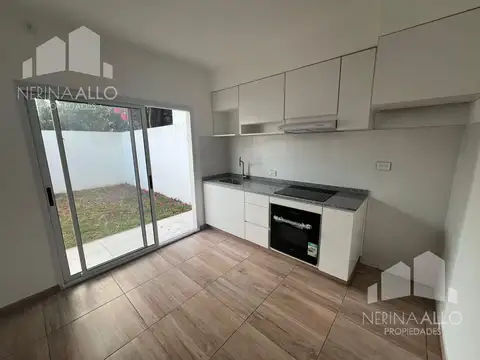 Depto Tipo Casa 3 ambientes con 1 baño
