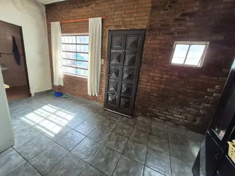 Casa en Venta en Sarandi, USD 78.000