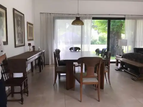 Casa en Venta de 3 dormitorios