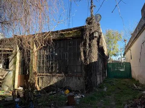 Casa 4 ambientes con 1 baño