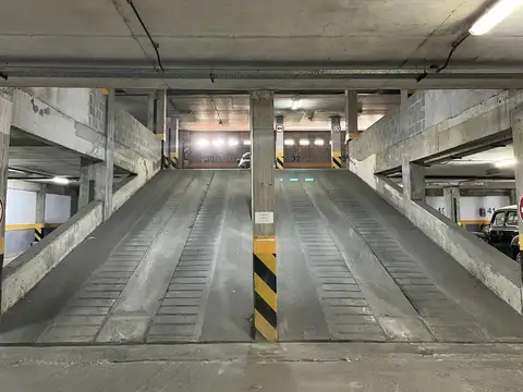 RAQUEL ESPAÑOL 70 PISO 3 COCHERA NRO 12