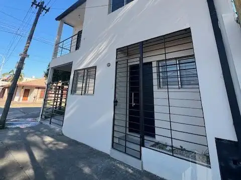 DUPLEX 3 ambientes reciclado a nuevo en venta - Berazategui
