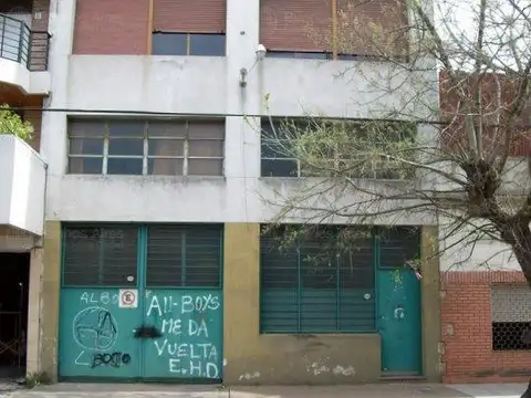 Galpon sobre lote propio 17,32M x 33M y 42 M