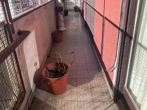 Av. Rivadavia  al 4300