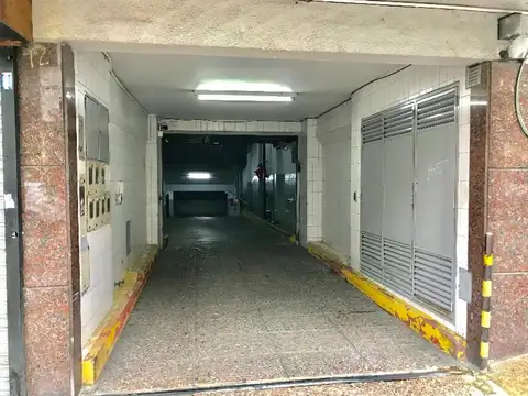 COCHERA ALSINA Y BROWN - Quilmes