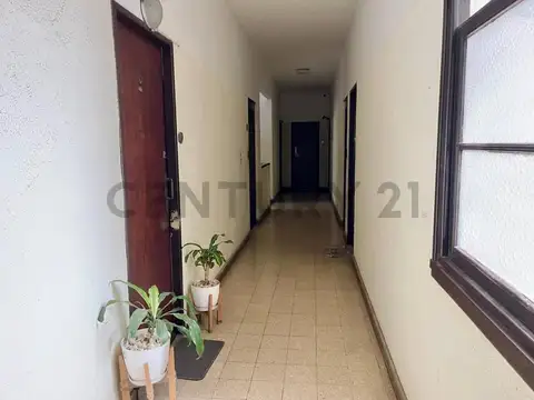 Alsina 2525 , Piso 0