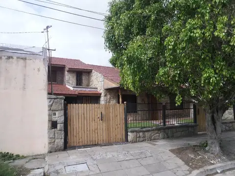 Casa - Venta - Argentina, LANÚS - CHACO 3163