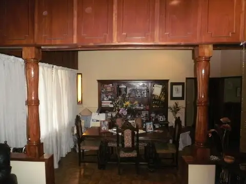 Casa en Venta en Valentin Alsina, USD 220.000