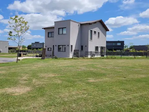 Terreno en  San Ramiro, Pilar del Este