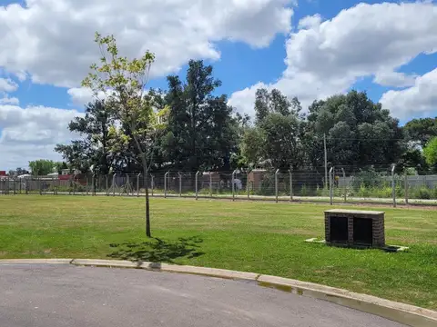 San Ramiro, Pilar del Este